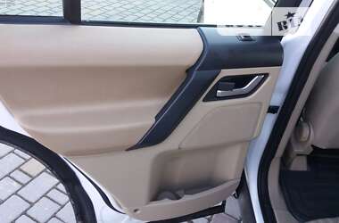 Внедорожник / Кроссовер Land Rover Freelander 2012 в 