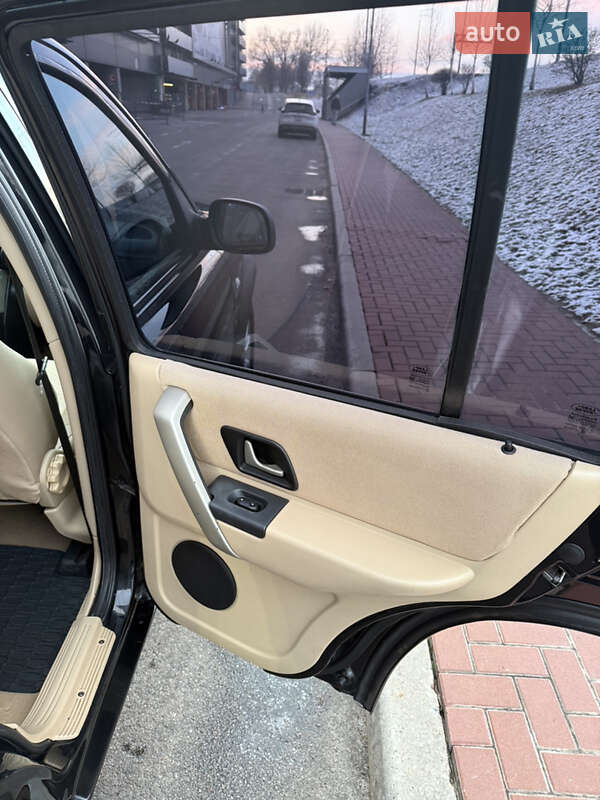 Внедорожник / Кроссовер Land Rover Freelander 2006 в Киеве