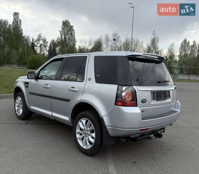 Позашляховик / Кросовер Land Rover Freelander 2013 в Києві