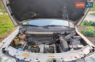 Позашляховик / Кросовер Land Rover Freelander 2000 в 