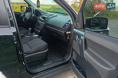 Позашляховик / Кросовер Land Rover Freelander 2012 в 
