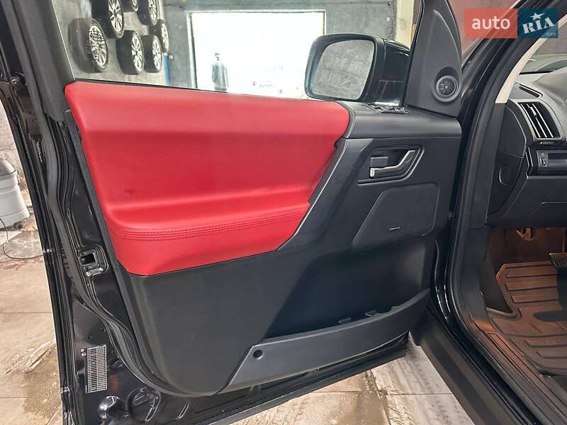 Внедорожник / Кроссовер Land Rover Freelander 2013 в Киеве