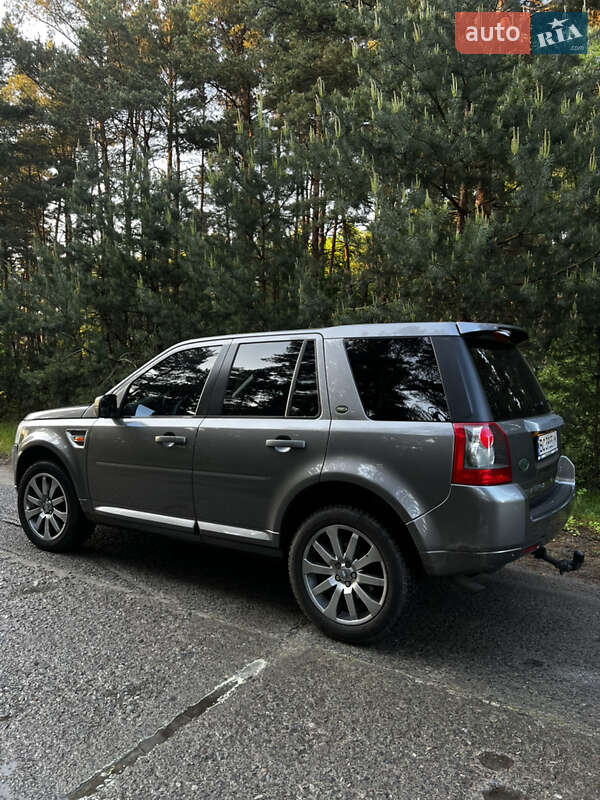 Внедорожник / Кроссовер Land Rover Freelander 2008 в Остроге