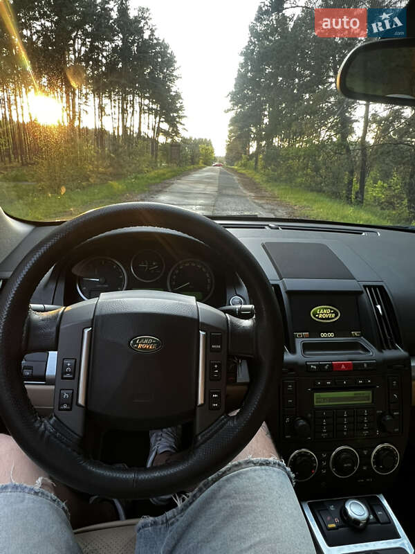 Внедорожник / Кроссовер Land Rover Freelander 2008 в Остроге