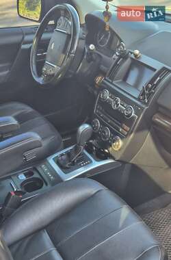 Позашляховик / Кросовер Land Rover Freelander 2014 в 