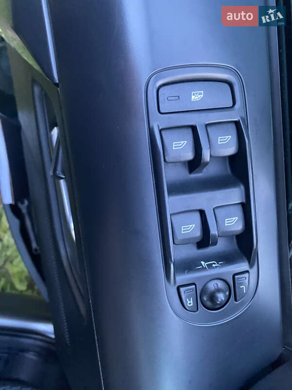 Внедорожник / Кроссовер Land Rover Freelander 2011 в Шостке