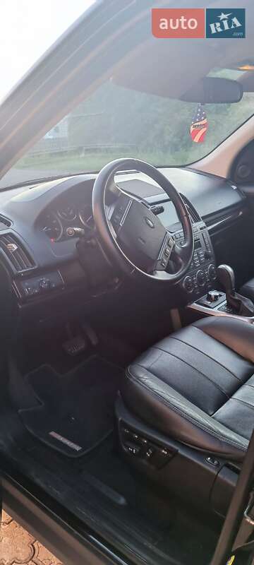 Внедорожник / Кроссовер Land Rover Freelander 2011 в Бурыни