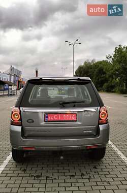 Внедорожник / Кроссовер Land Rover Freelander 2013 в 