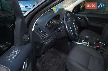 Позашляховик / Кросовер Land Rover Freelander 2012 в 