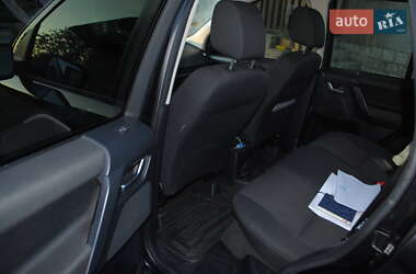 Позашляховик / Кросовер Land Rover Freelander 2012 в 