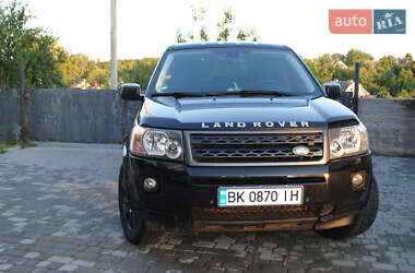 Позашляховик / Кросовер Land Rover Freelander 2012 в 