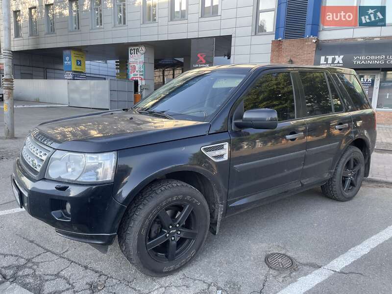 Позашляховик / Кросовер Land Rover Freelander 2011 в Києві