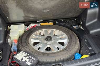 Внедорожник / Кроссовер Land Rover Freelander 2012 в 