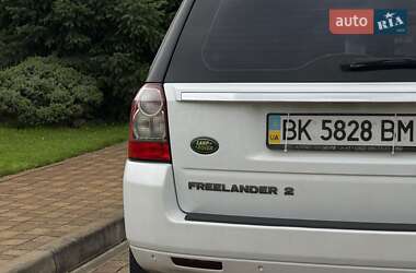 Внедорожник / Кроссовер Land Rover Freelander 2012 в 