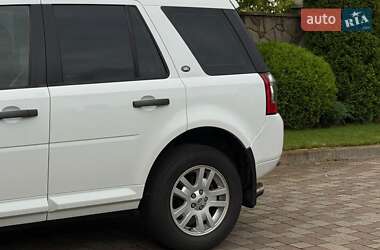 Внедорожник / Кроссовер Land Rover Freelander 2012 в 