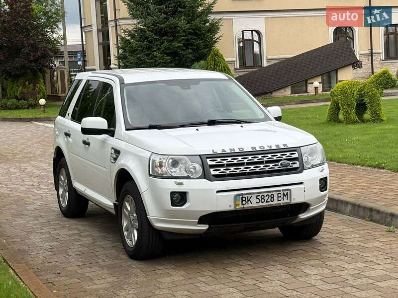 Позашляховик / Кросовер Land Rover Freelander 2012 в Сарнах