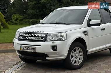 Внедорожник / Кроссовер Land Rover Freelander 2012 в 