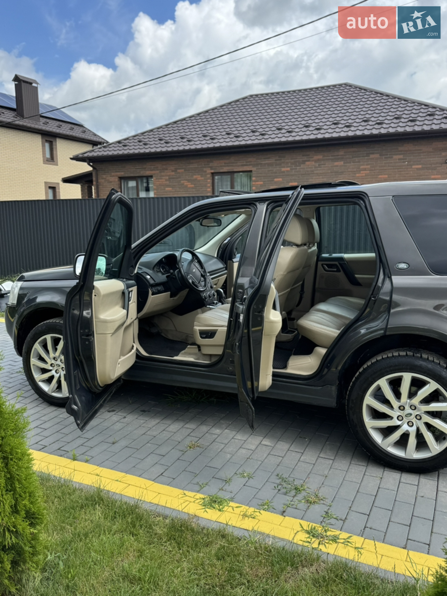 2012 Land Rover Freelander - мініатюра 26
