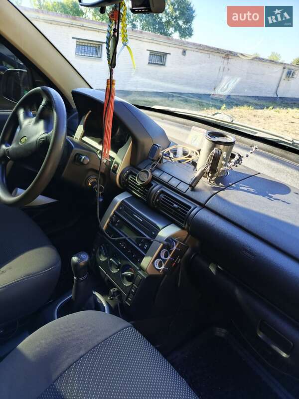 Внедорожник / Кроссовер Land Rover Freelander 2004 в Голованевске