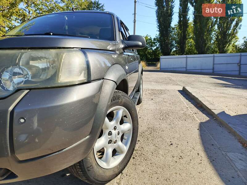 Внедорожник / Кроссовер Land Rover Freelander 2004 в Голованевске