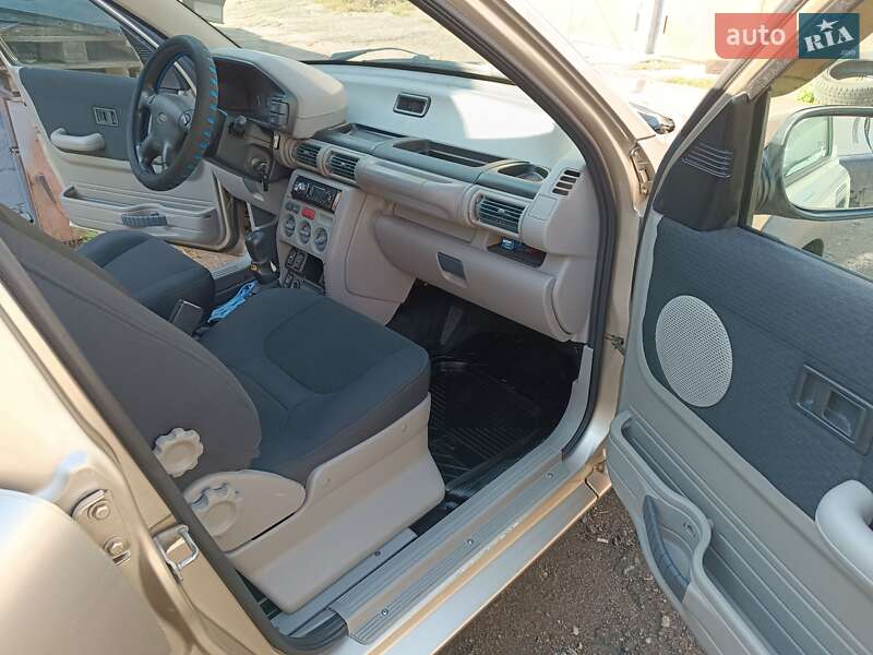 Внедорожник / Кроссовер Land Rover Freelander 1998 в Киеве