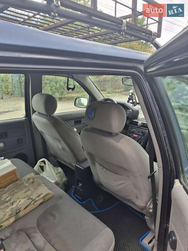 Внедорожник / Кроссовер Land Rover Freelander 2002 в Новониколаевке