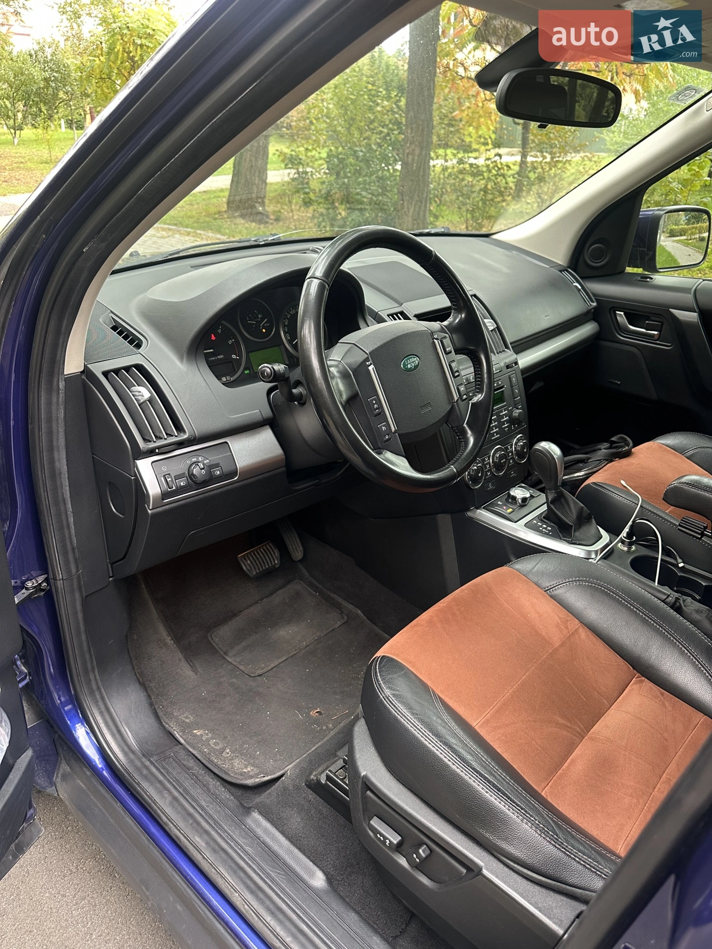 2011 Land Rover Freelander - мініатюра 16