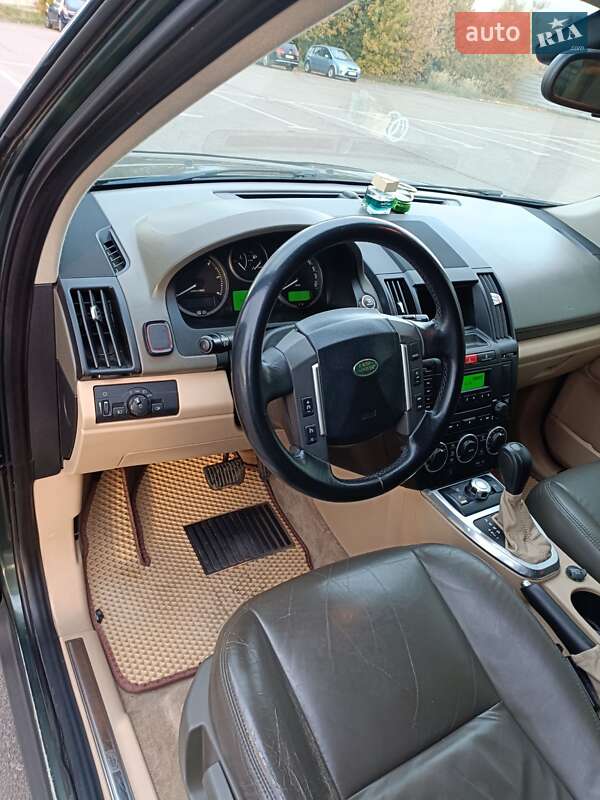 Позашляховик / Кросовер Land Rover Freelander 2008 в Рівному