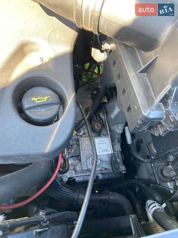 Внедорожник / Кроссовер Land Rover Freelander 2010 в Краснокутске