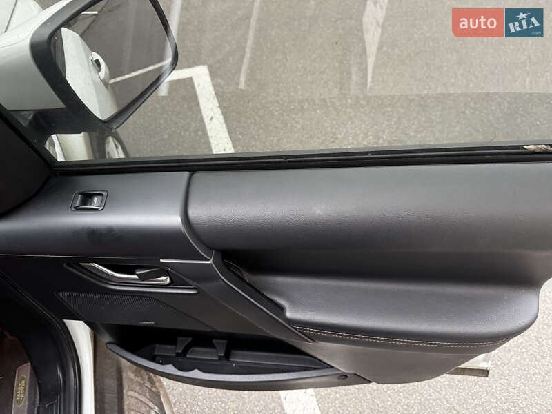 Позашляховик / Кросовер Land Rover Freelander 2012 в Києві фото 14 Позашляховик / Кросовер Land Rover Freelander 2012 в Києві