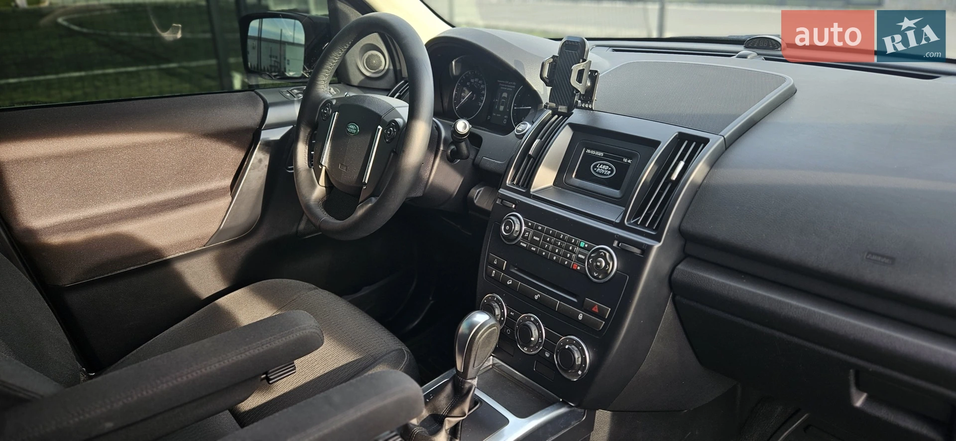 2014 Land Rover Freelander - мініатюра 33