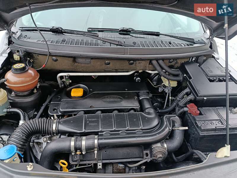 Внедорожник / Кроссовер Land Rover Freelander 2004 в Винниках фото 16 Внедорожник / Кроссовер Land Rover Freelander 2004 в Винниках