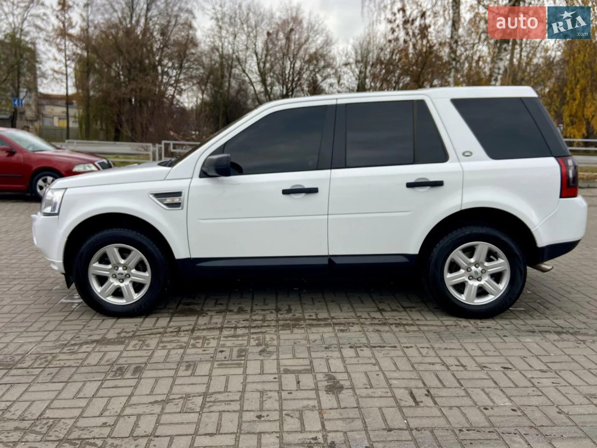 2010 Land Rover Freelander - мініатюра 16