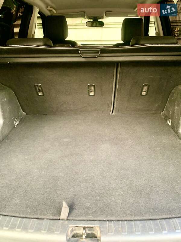 Внедорожник / Кроссовер Land Rover Freelander 2011 в Запорожье