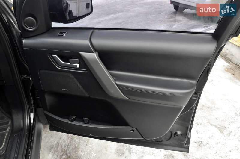 Позашляховик / Кросовер Land Rover Freelander 2008 в Львові