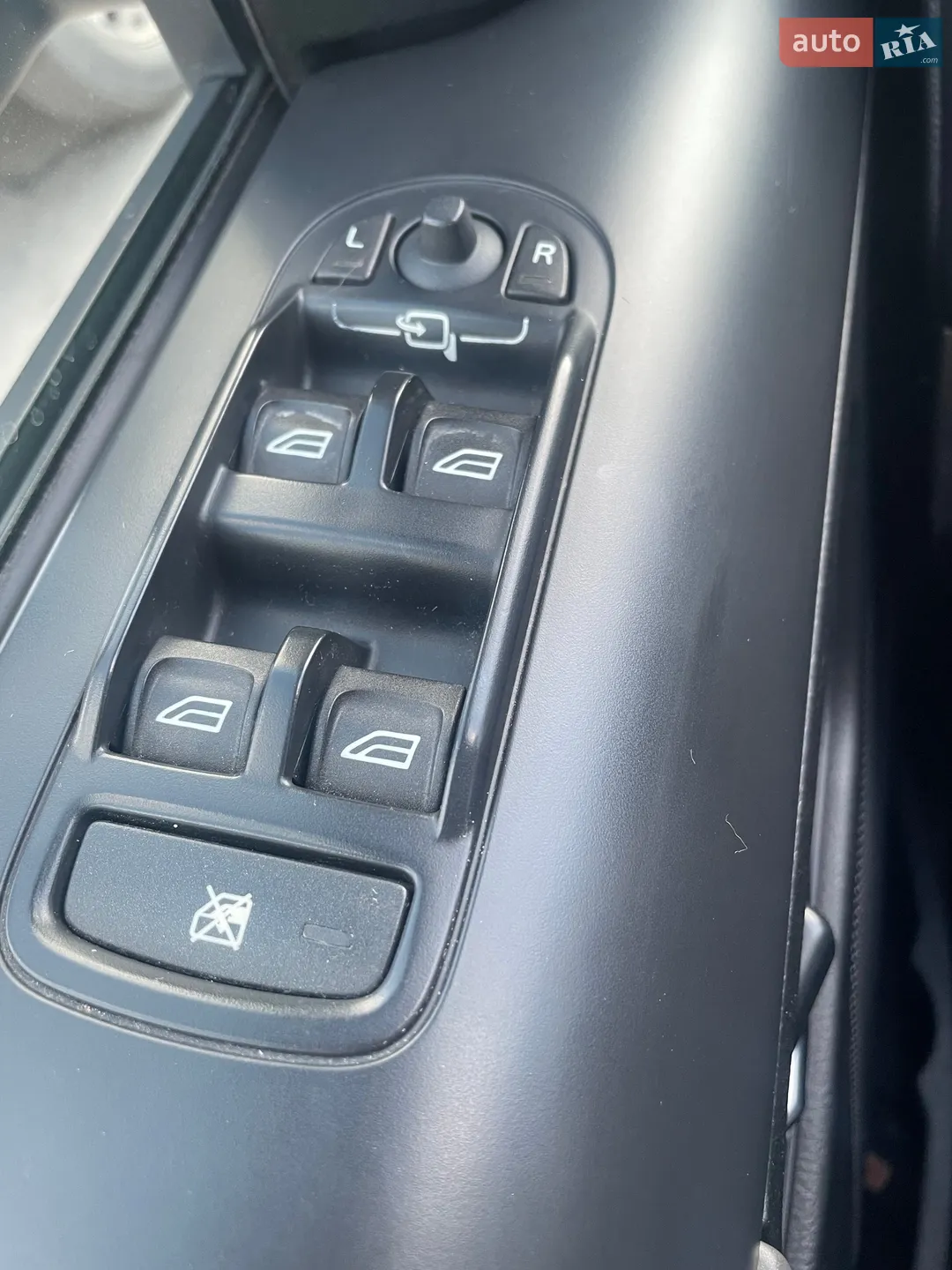 2010 Land Rover Freelander - мініатюра 24