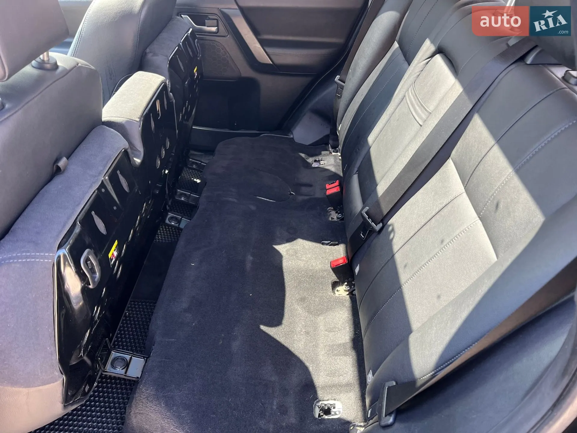 2012 Land Rover Freelander - мініатюра 18
