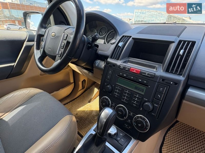 Позашляховик / Кросовер Land Rover Freelander 2008 в Києві