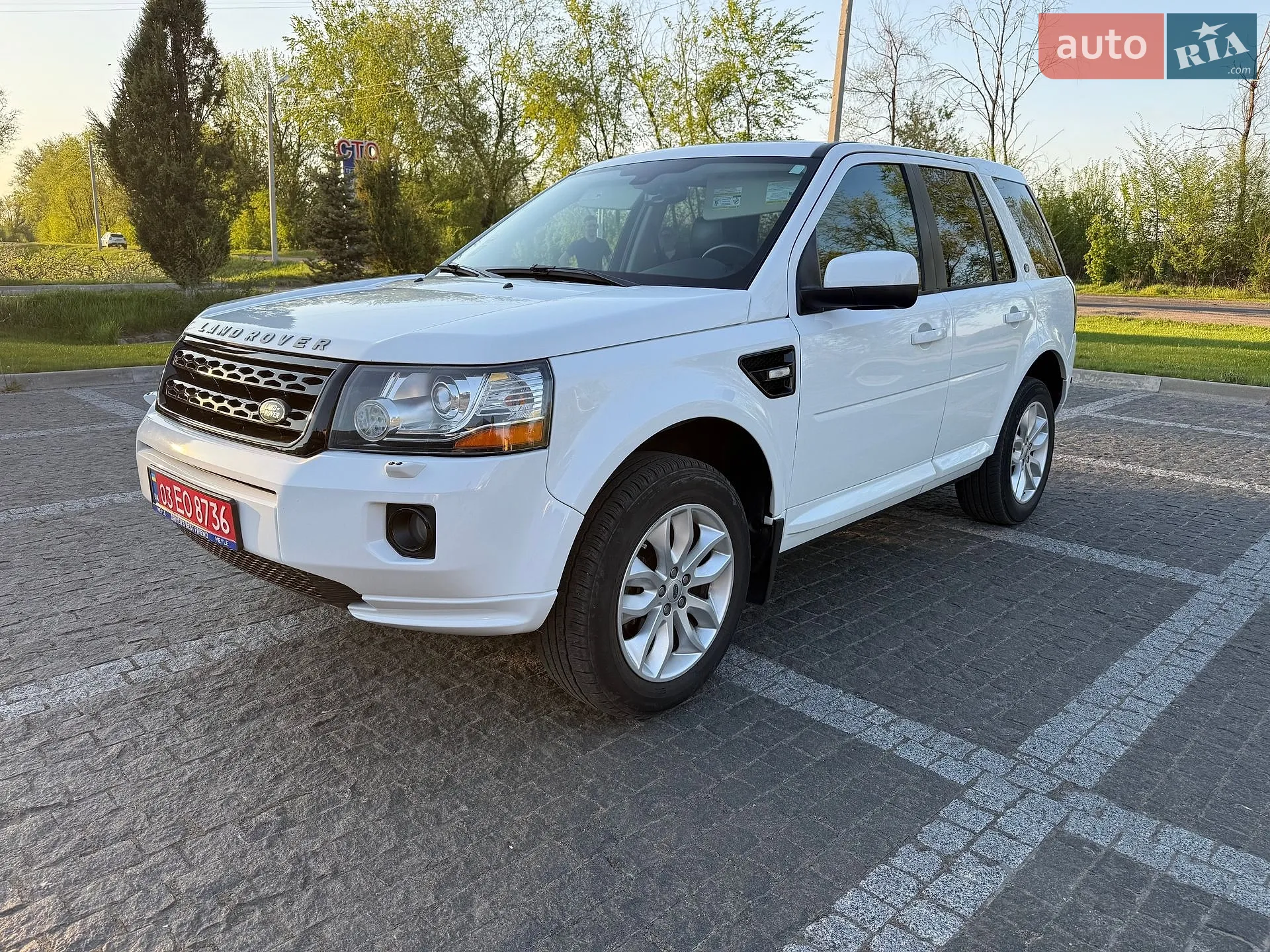 2013 Land Rover Freelander - мініатюра 2