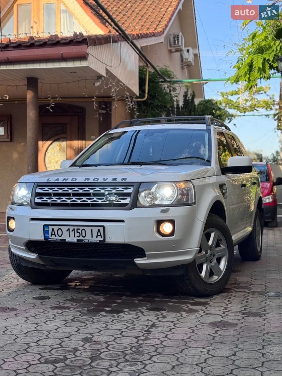 2012 Land Rover Freelander - фото 1