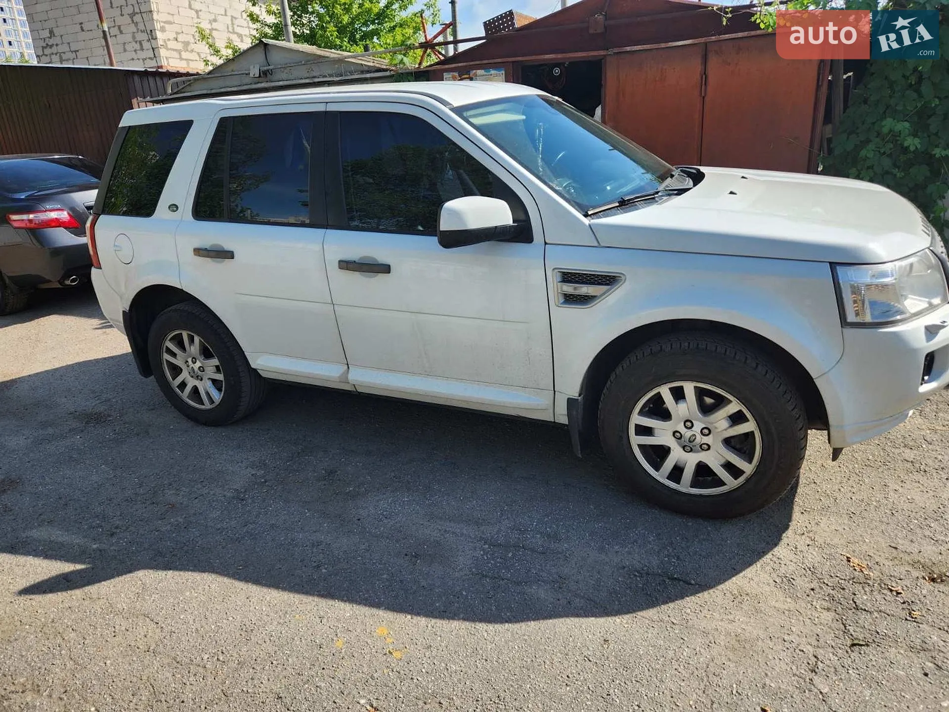 2012 Land Rover Freelander - мініатюра 2