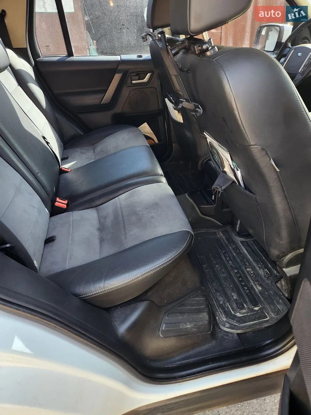 2012 Land Rover Freelander - мініатюра 13