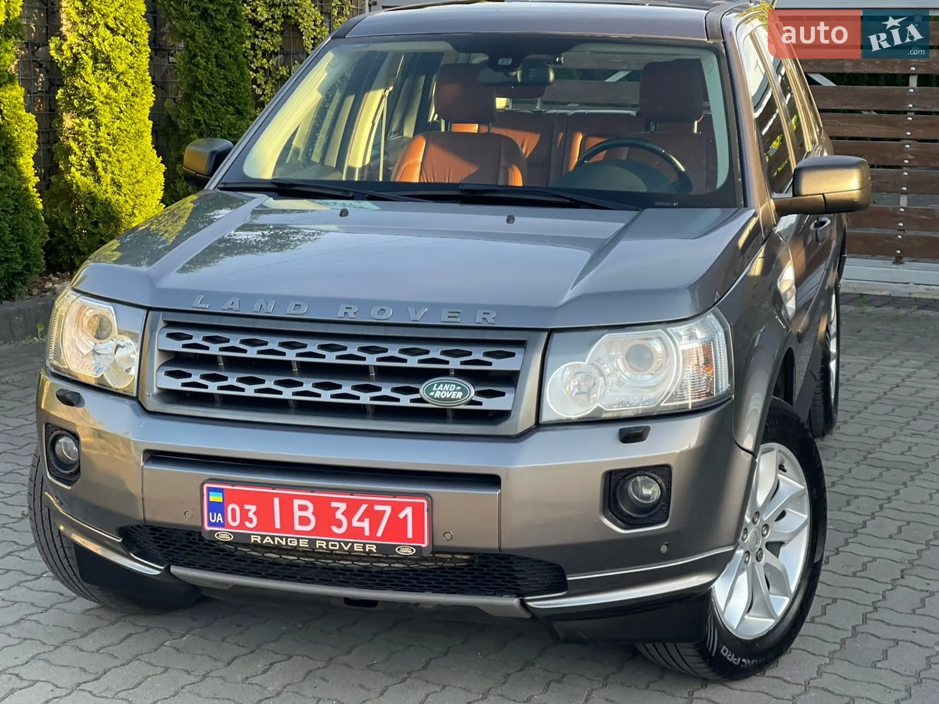 2011 Land Rover Freelander - фото 1
