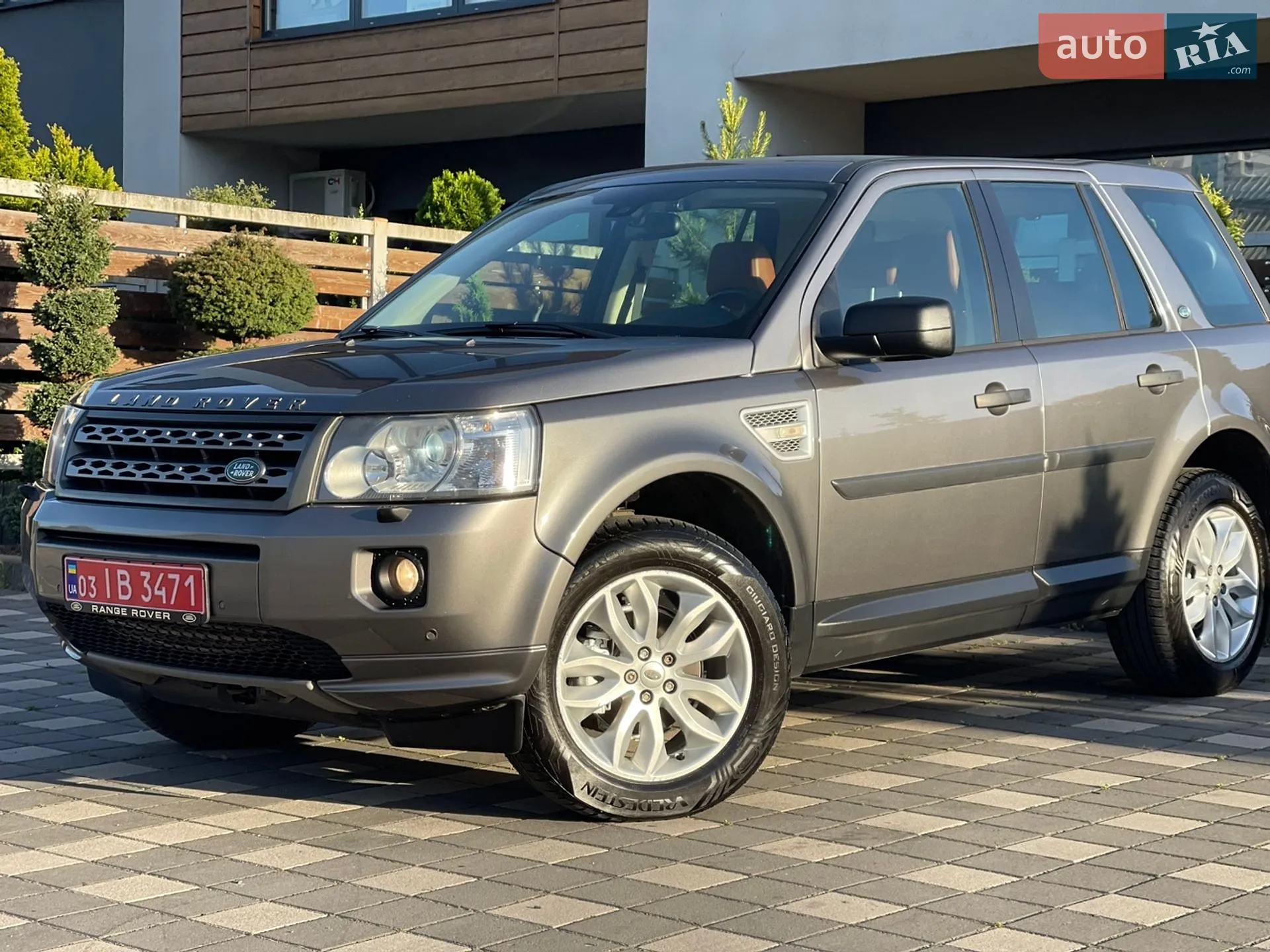 2011 Land Rover Freelander - мініатюра 32
