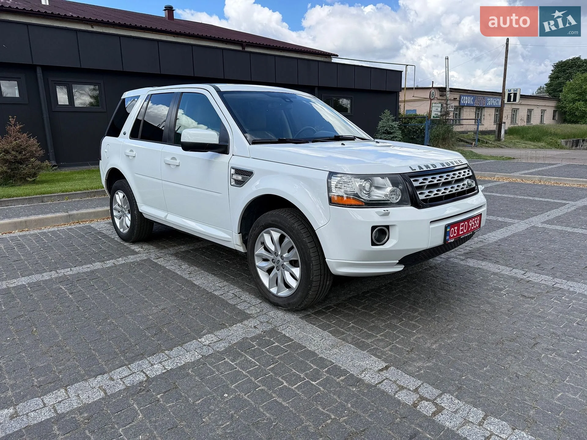 2013 Land Rover Freelander - фото 1