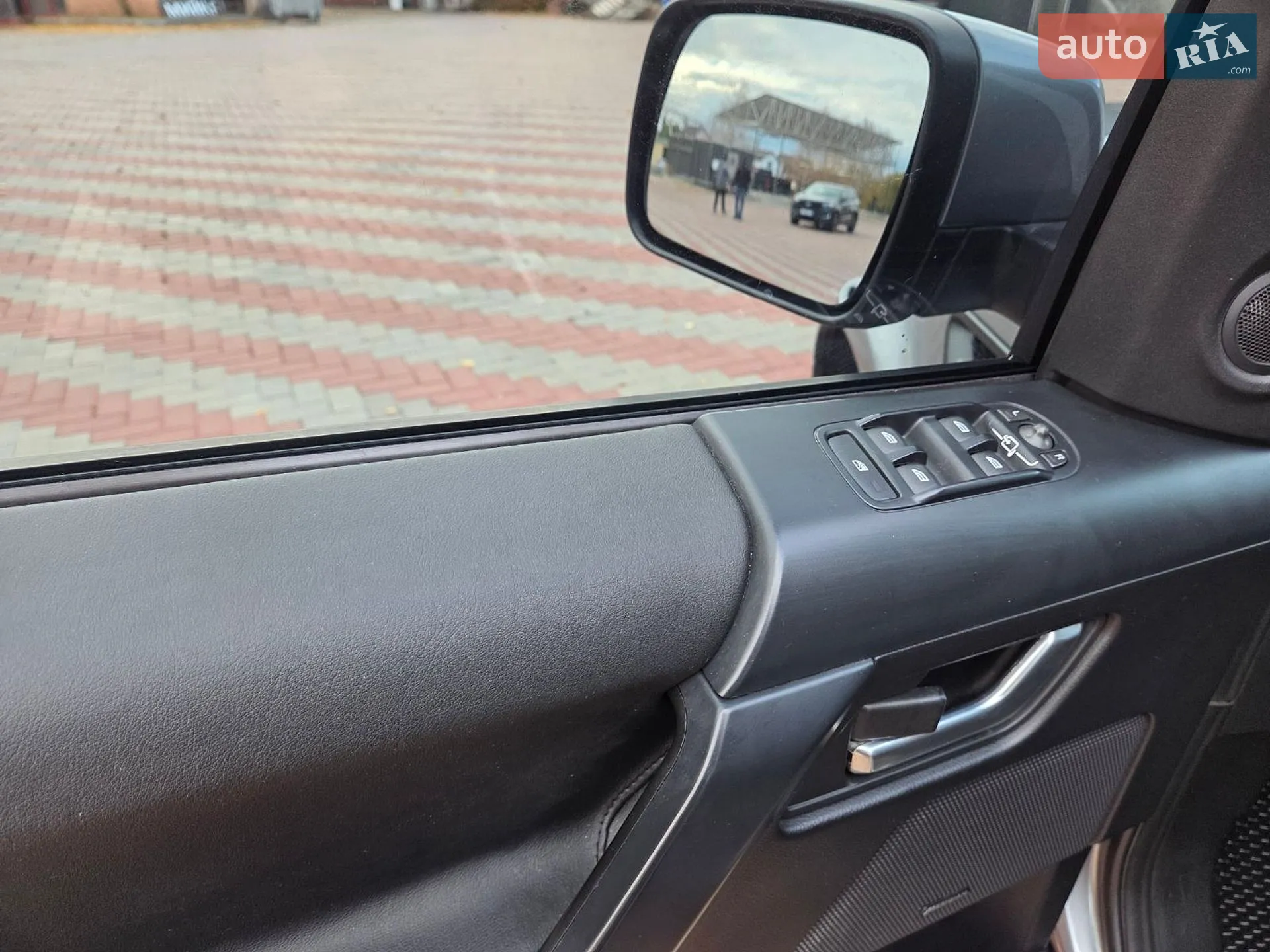 2014 Land Rover Freelander - мініатюра 21