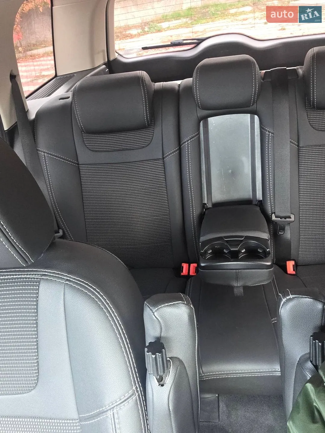 2014 Land Rover Freelander - мініатюра 18