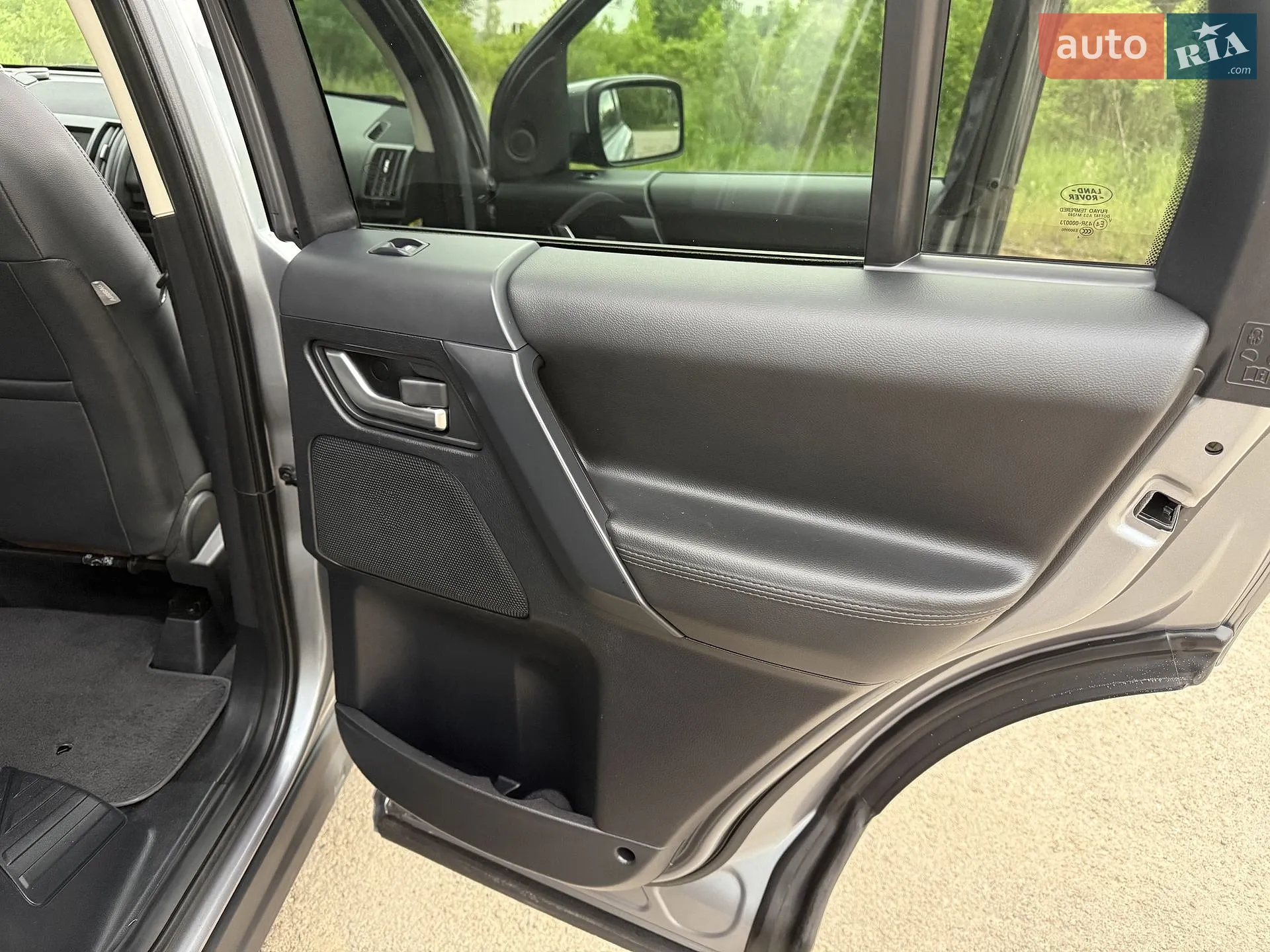 2015 Land Rover Freelander - мініатюра 30