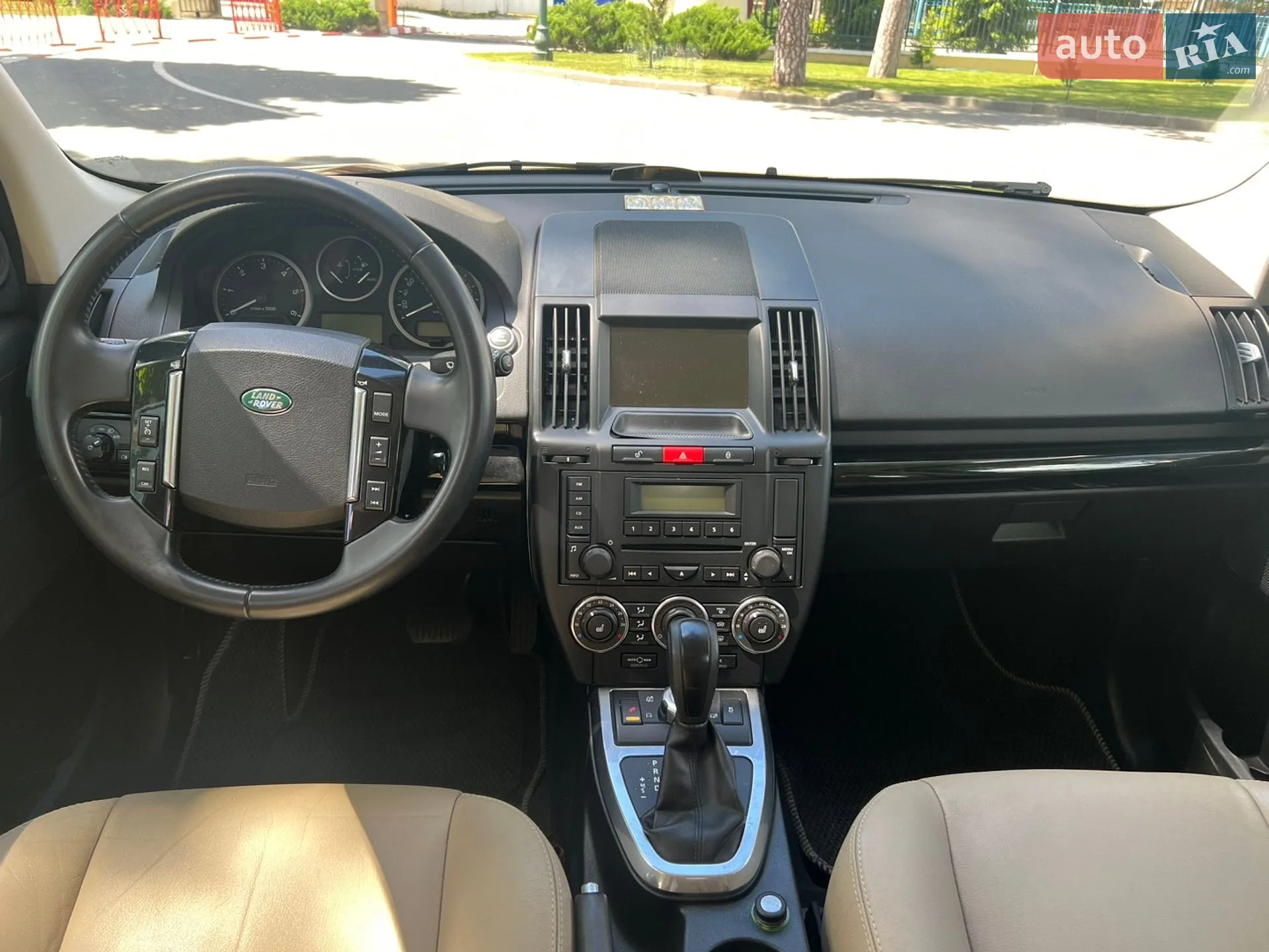 2012 Land Rover Freelander - мініатюра 12
