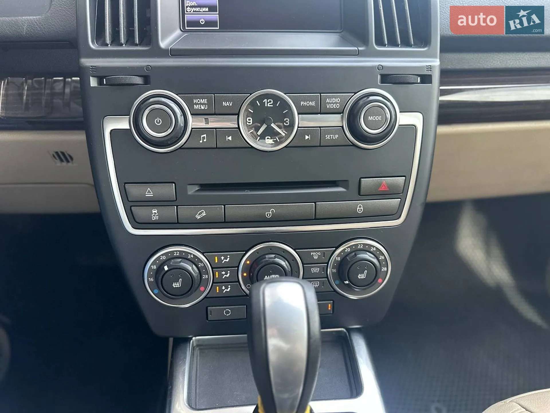 2012 Land Rover Freelander - мініатюра 19